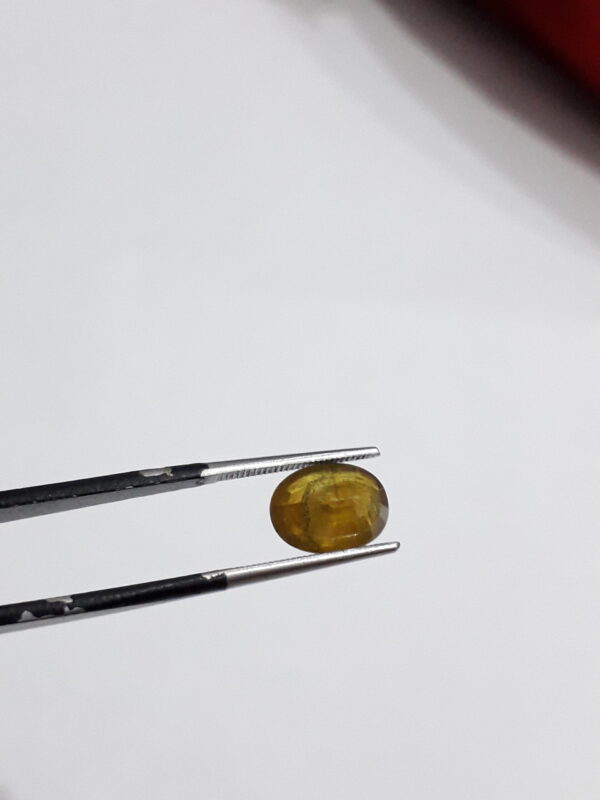 Yellow Sapphire 4.20ct - Image 2