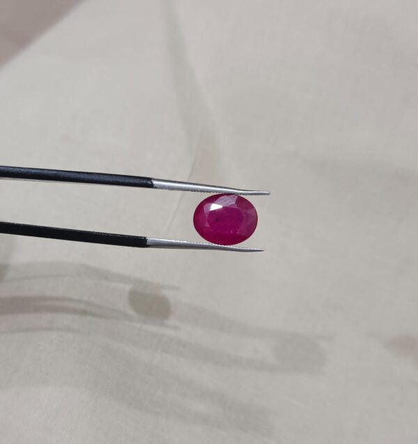 Red Blood Ruby 3.60ct - Image 3