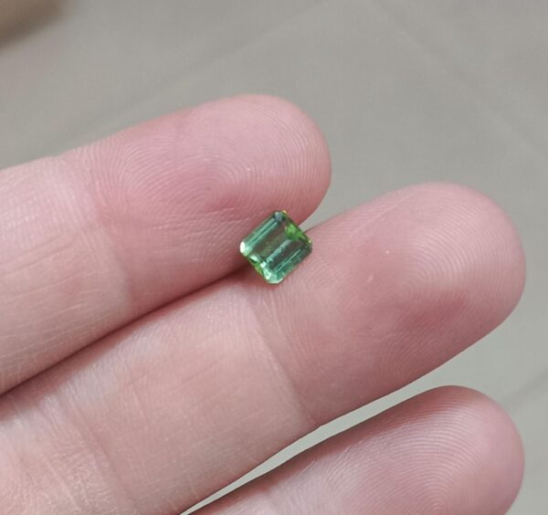 Green Tourmaline 0.85ct - Image 2