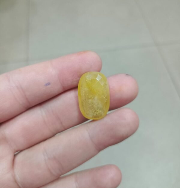 Yellow Sapphire 33.05ct - Image 3