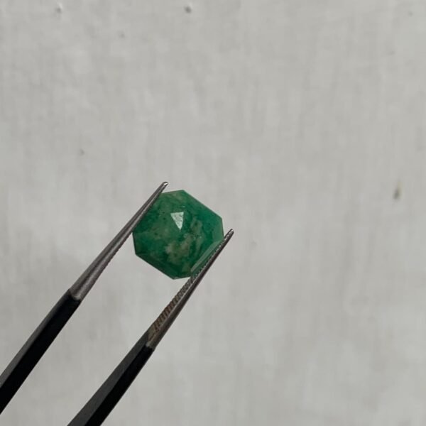 Swat Emerald 4.20ct - Image 2