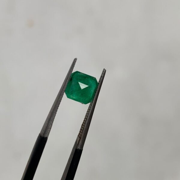 Swat Emerald 1.10ct - Image 4
