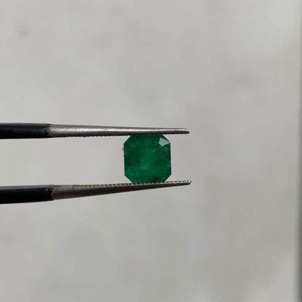 Swat Emerald 1.10ct - Image 3